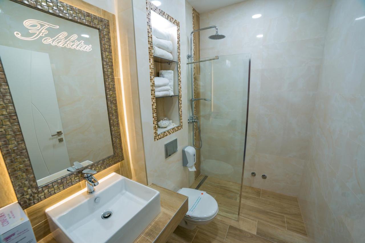 Motel Felikitas Laktaši Dış mekan fotoğraf